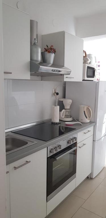 Summer Lounge Apartment โตรกีร์ ภายนอก รูปภาพ